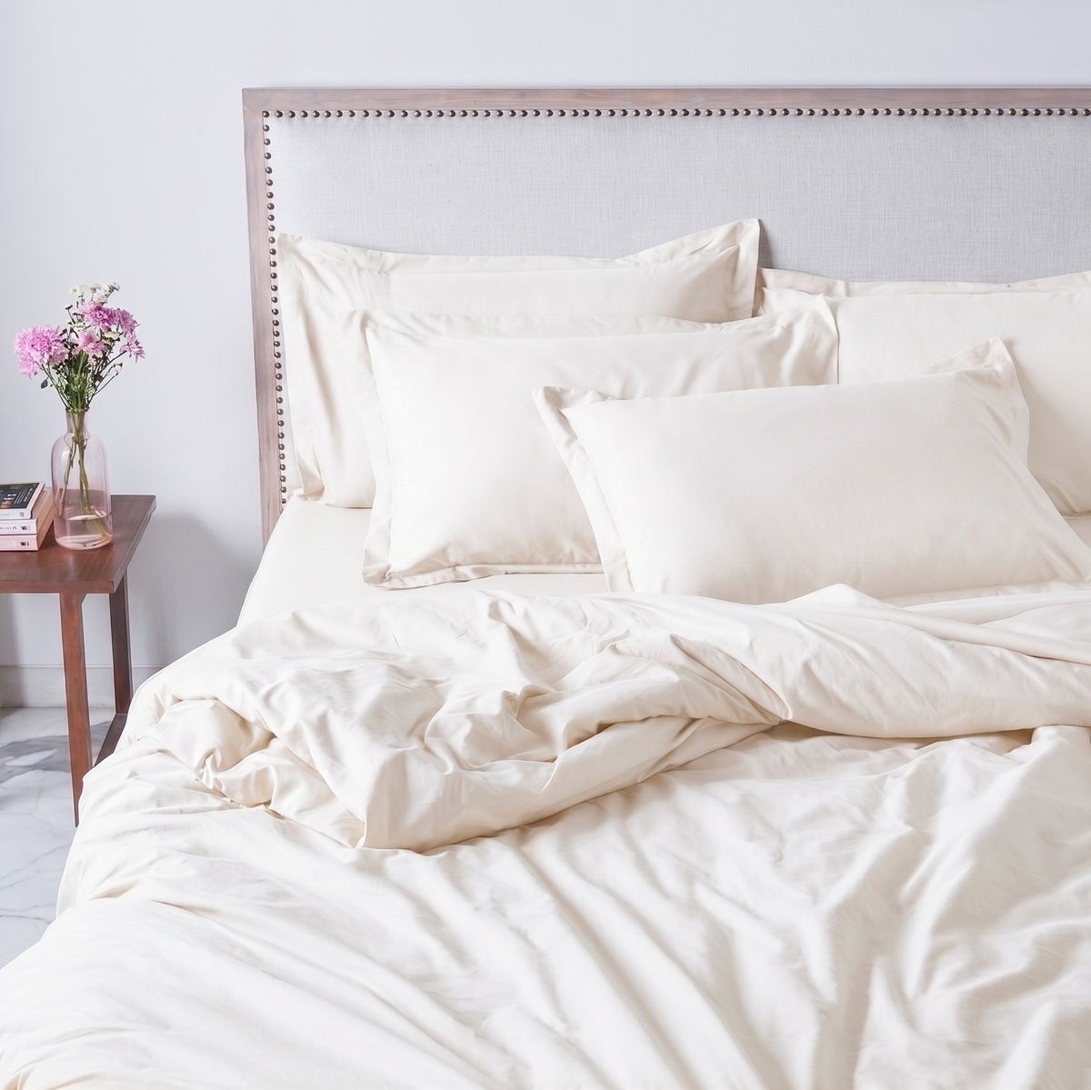 Beige detail 8