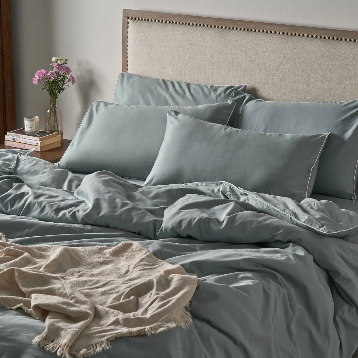 Piping Hotel Sheet Set | 300 Thread Count in Surf