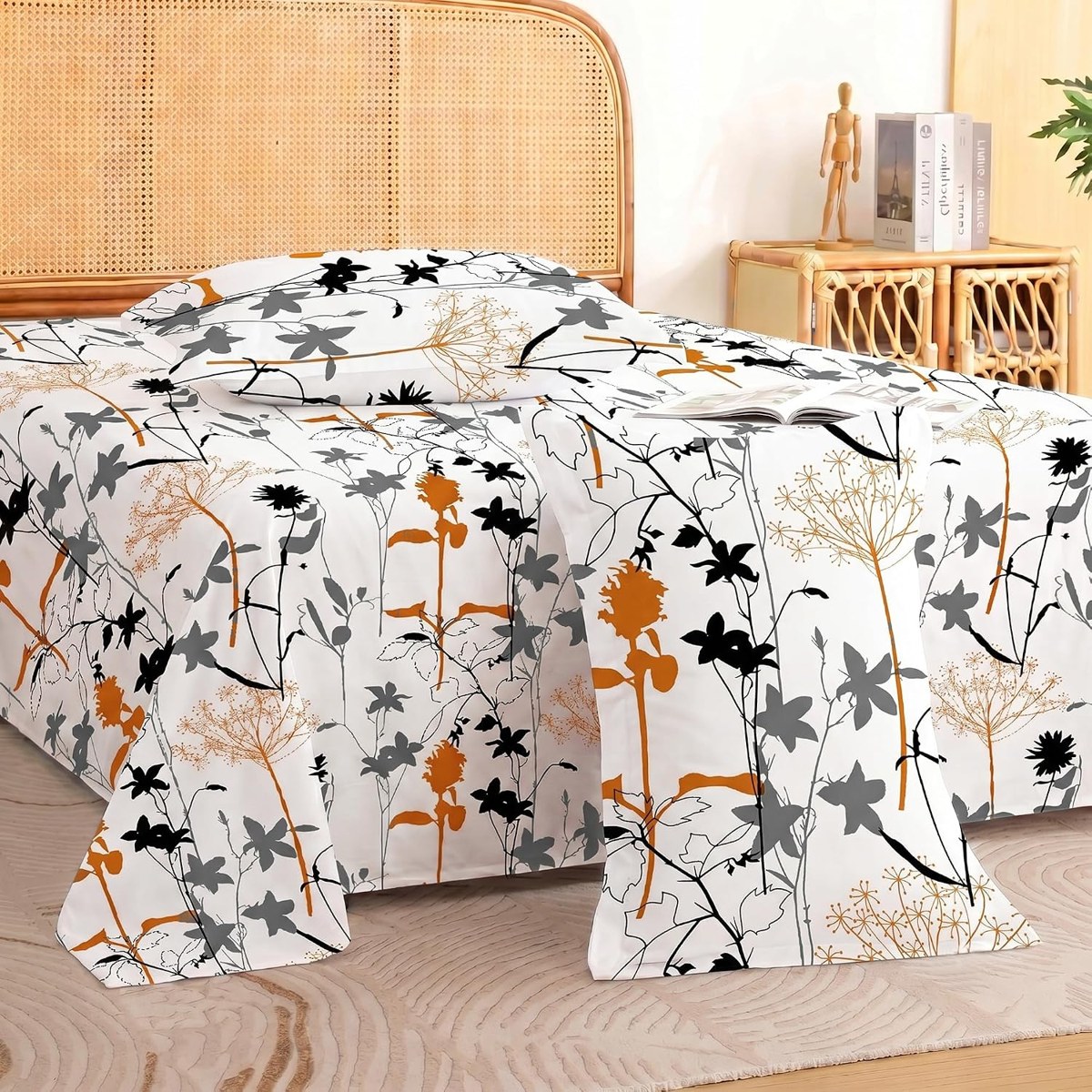 Graphic Flora Air Sheet Set in White and Ink
