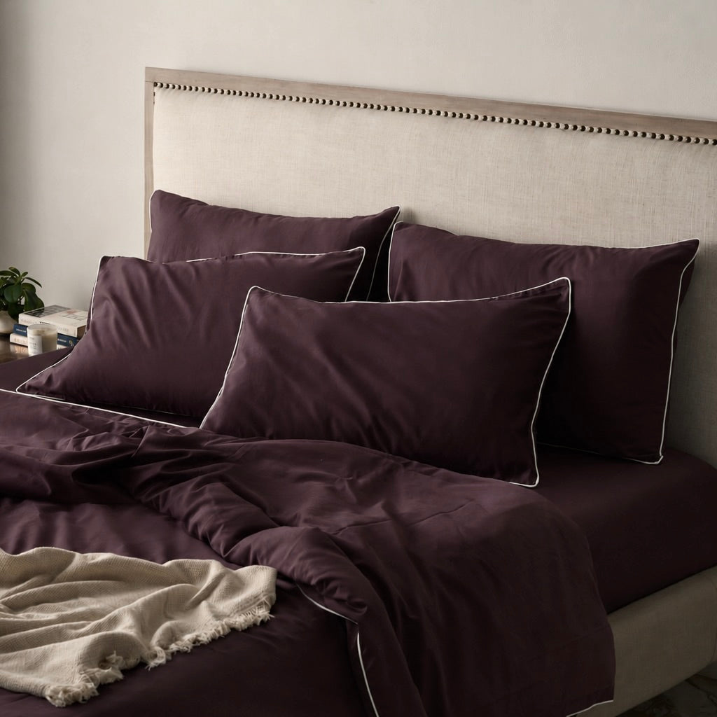 Piping Luxe Sheet Set | 600 Thread Count in Burgundy